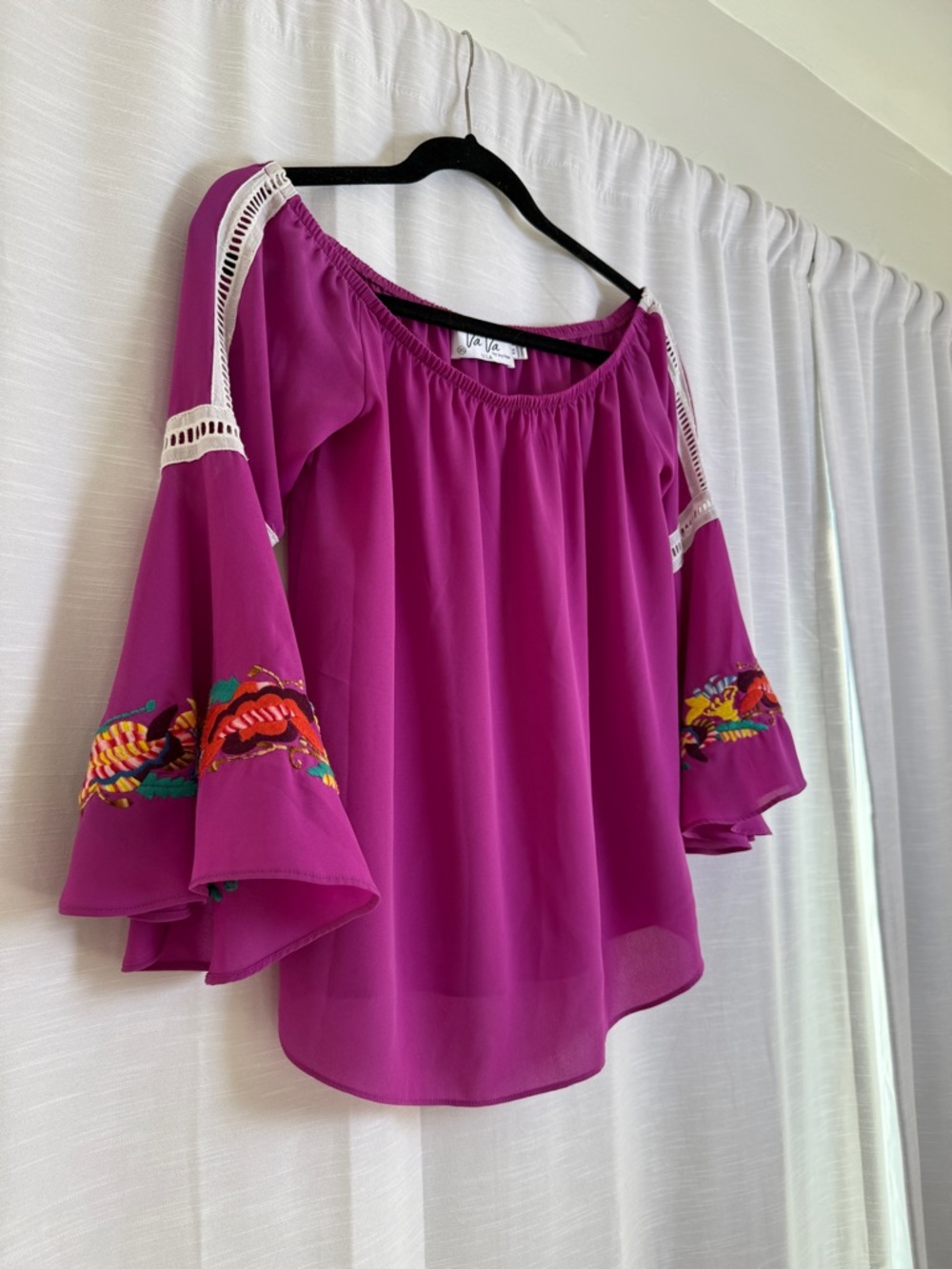 Vava by Joy Han Embroidered Off Shoulder Blouse Pink Boho Peasant Top | Size XS - Picture 5 of 10